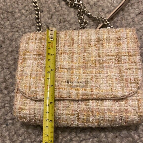 Kate Spade Briar Lane Quilted crossbody bag in perfect condition. New . - Picture 6 of 11